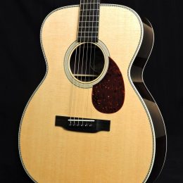 COLLINGS OM2H ACOUSTIC ORCHESTRA MODEL GUITAR WITH CASE