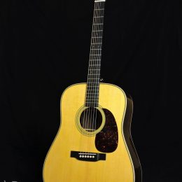 MARTIN HD-28E ACOUSTIC ELECTRIC DREADNOUGHT GUITAR WITH CASE