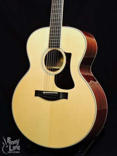 EASTMAN AC330E-12 ACOUSTIC ELECTRIC JUMBO 12 STRING GUITAR WITH CASE FLOOR MODEL