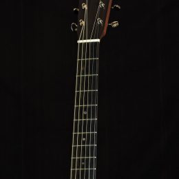 Martin D-18 Front Headstock