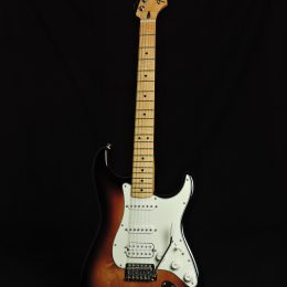 Fender HSS MIM Stratocaster Front