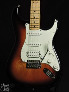 Fender HSS MIM Stratocaster Front Close
