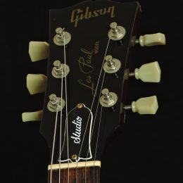 Gibson Studio Les Paul Front Headstock Close