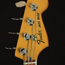 Fender Vintera 70s Jazz Bass Front Headstock Close
