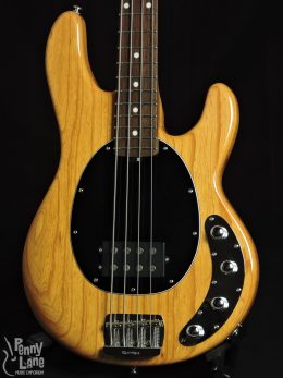 MusicMan Stingray Special 4H Front Close