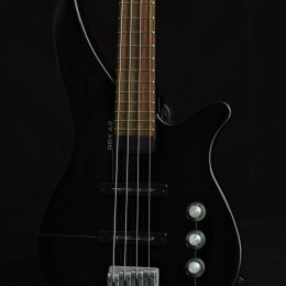 YAMAHA RBXA2 4-STRING ELECTRIC BASS GUITAR WITH CASE - USED 2007