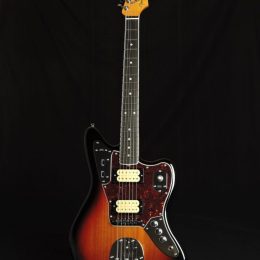 Fender Kurt Cobain Jaguar 1922 Front