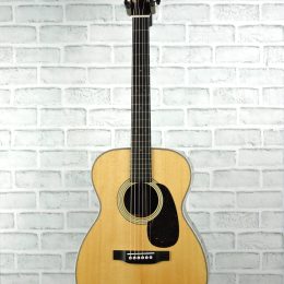Martin 00-28 Modern Deluxe Front