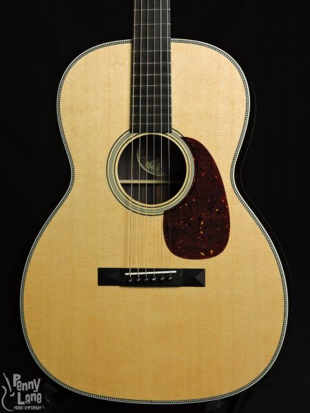 Collings 0002H 34281 Front Close
