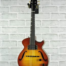 Eastman ER-M-GB Front