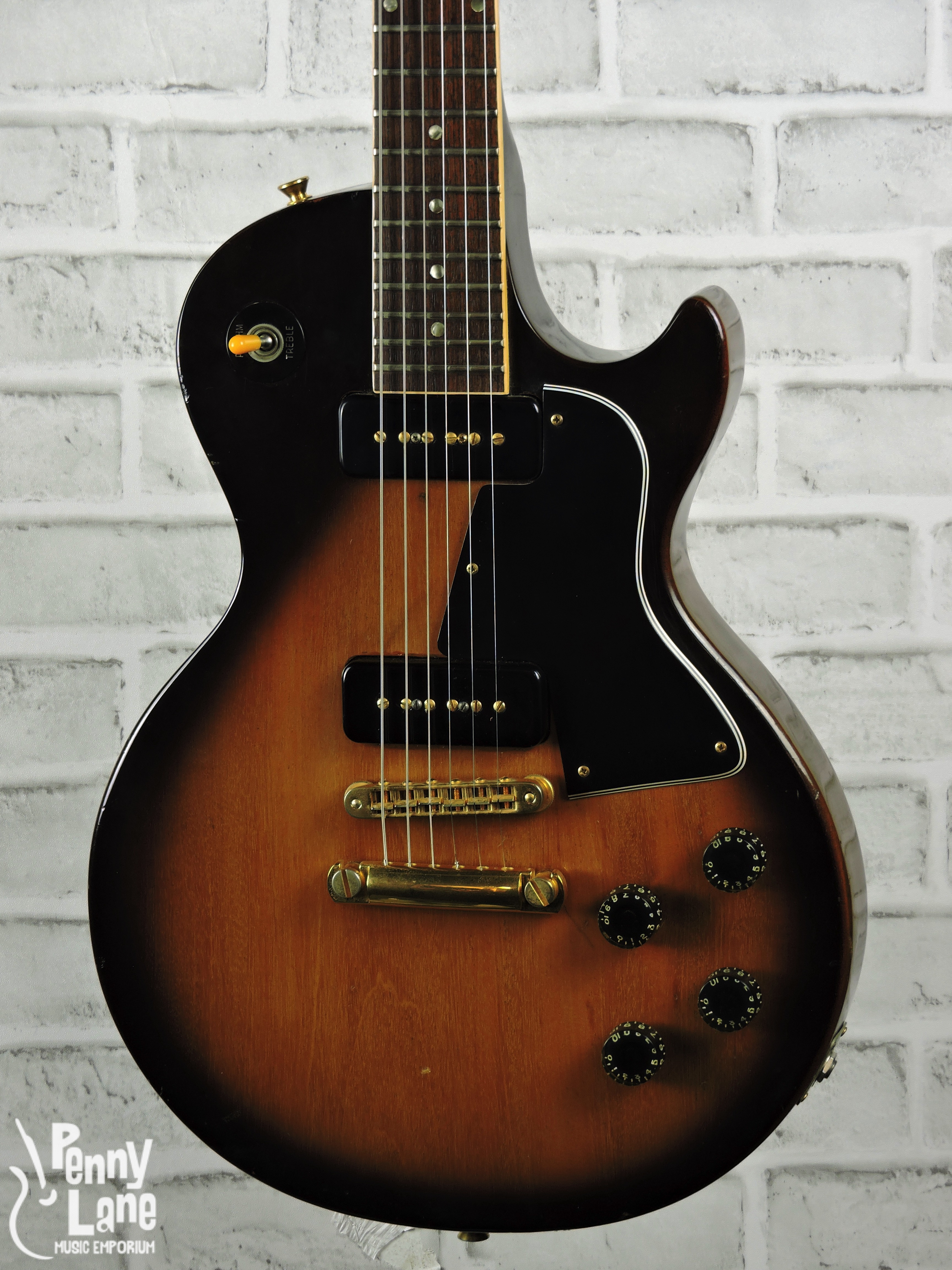 Gibson-Les-Paul-55.77-Front-