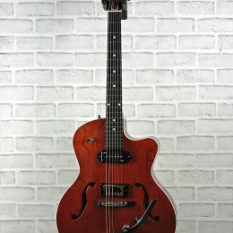 Godin 5th Ave Uptown Custom Front