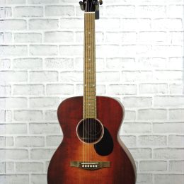 Eastman PCH1-OM-CLA Front