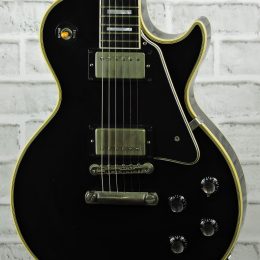 Gibson Custom Shop Les Paul Custom Front Close