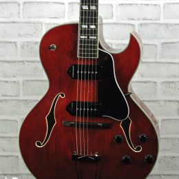 Eastman AR372CE-P90 0012 close front