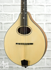 EASTMAN PCH-M104-NAT ACOUSTIC A-STYLE MANDOLIN WITH GIG BAG