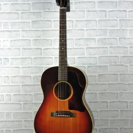 Gibson B-25 2704 Full front